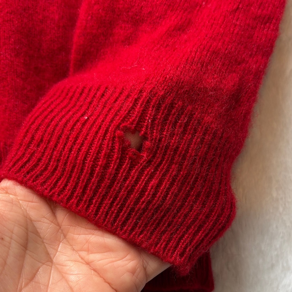 RL Polo Vibrant 100% Lambs Wool Classic Red V-Neck Sweater with Navy Polo horse - Picture 5 of 9